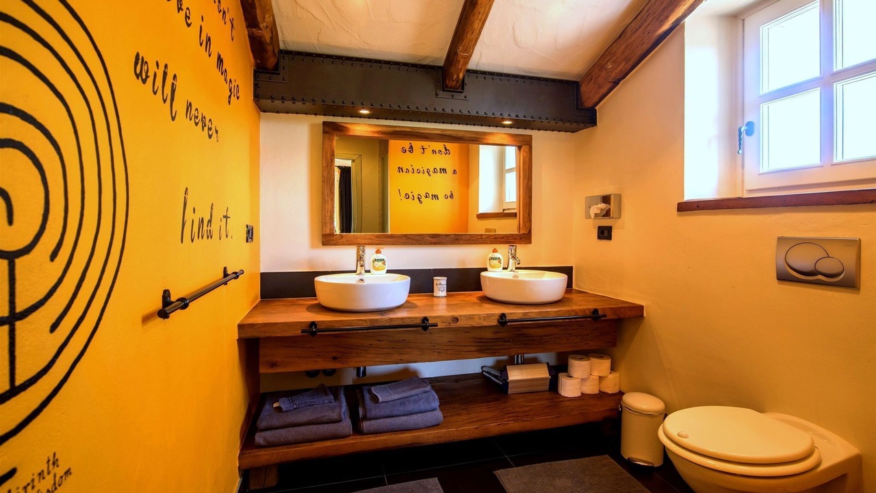Photo of Bathroom in Banki