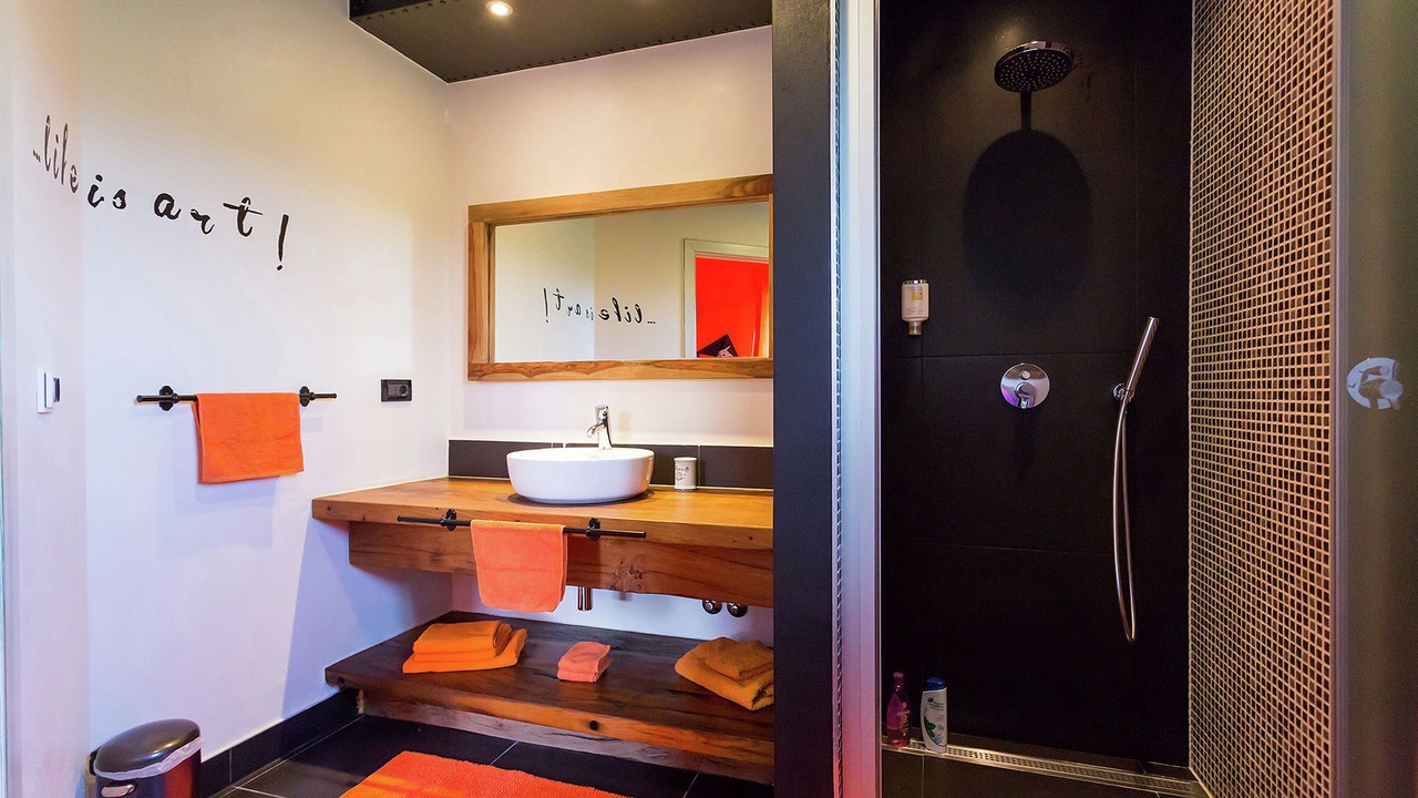 Photo of Bathroom in Banki