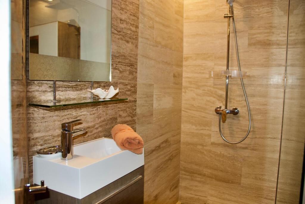 Photo of Bathroom in Soline