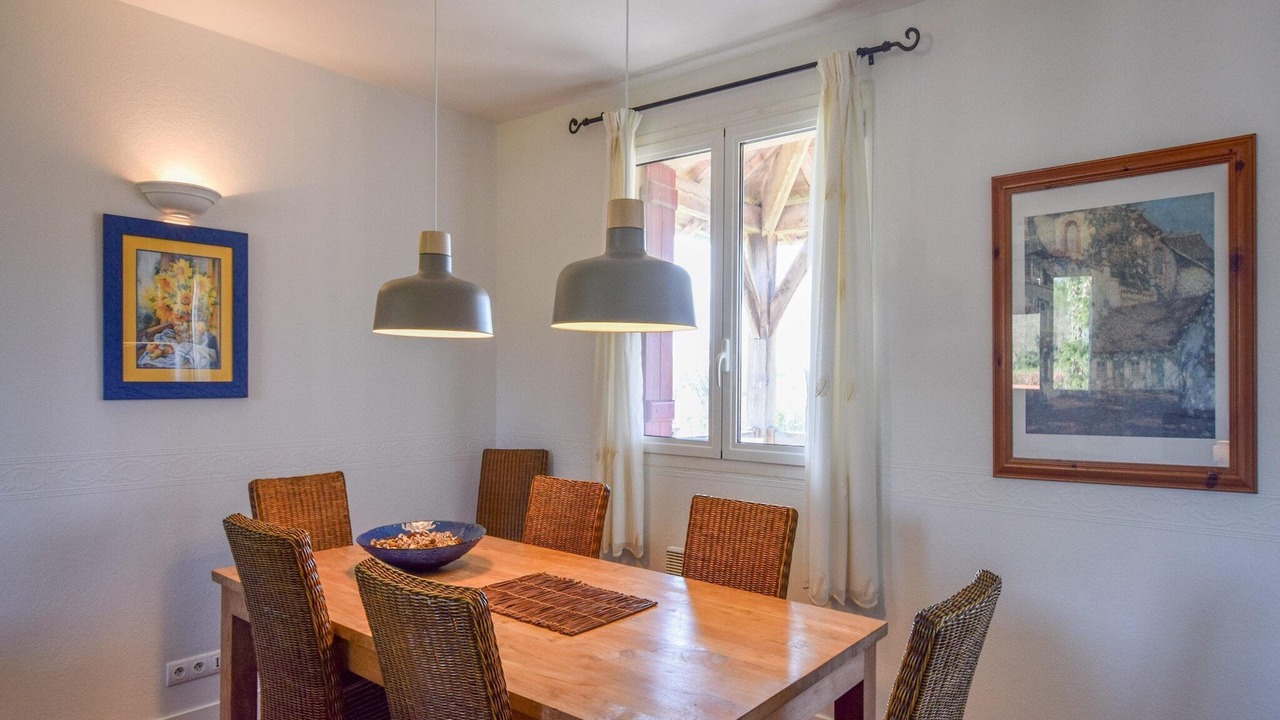 Photo of Livingroom in Saint-Medard-d'Excideuil