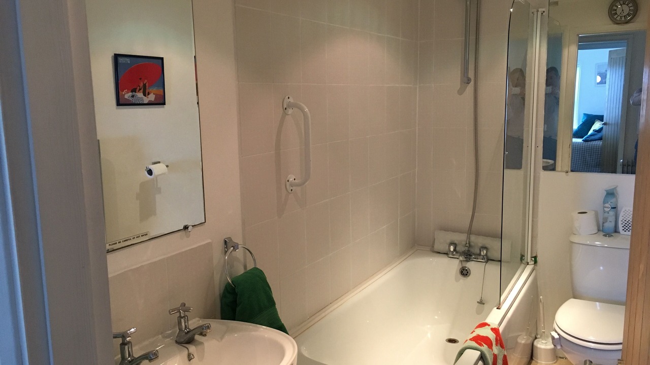 Photo of Bathroom in Lowestoft