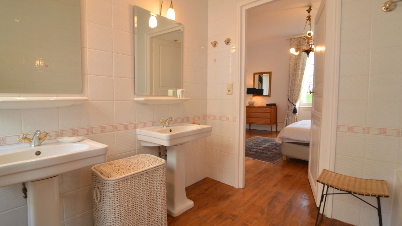 Photo of Bathroom in Cussay