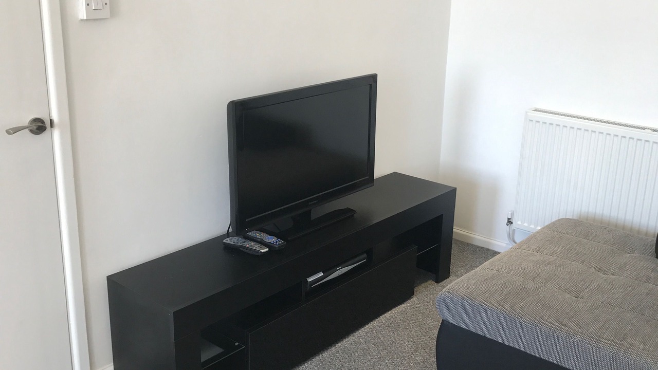 Photo of Livingroom in Tredegar