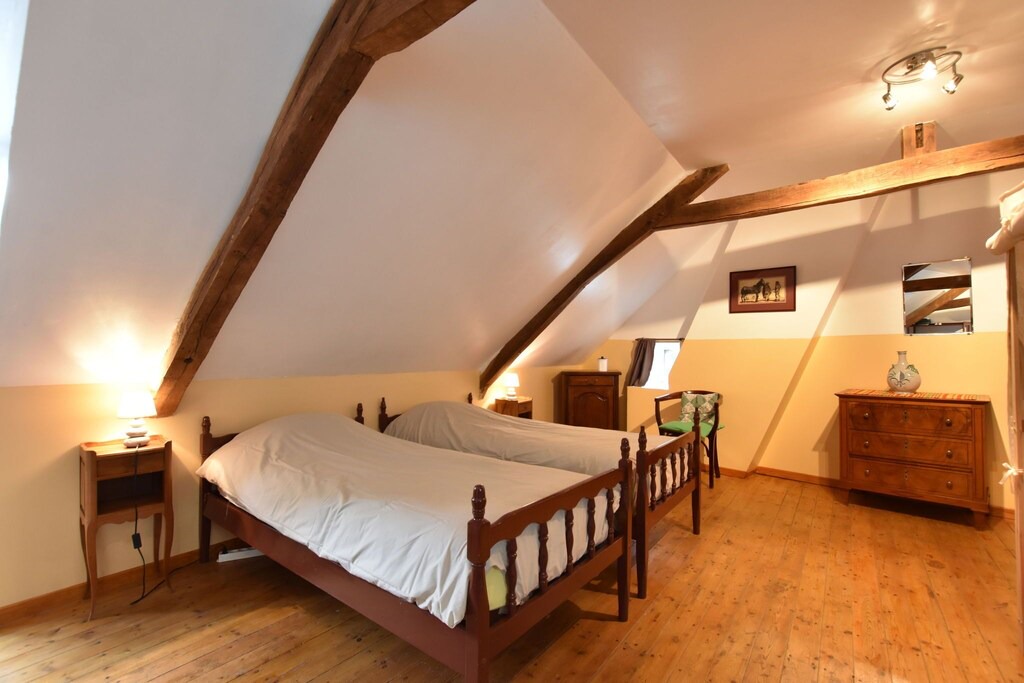 Photo of Bedroom in Englancourt