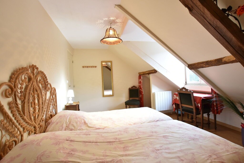 Photo of Bedroom in Englancourt