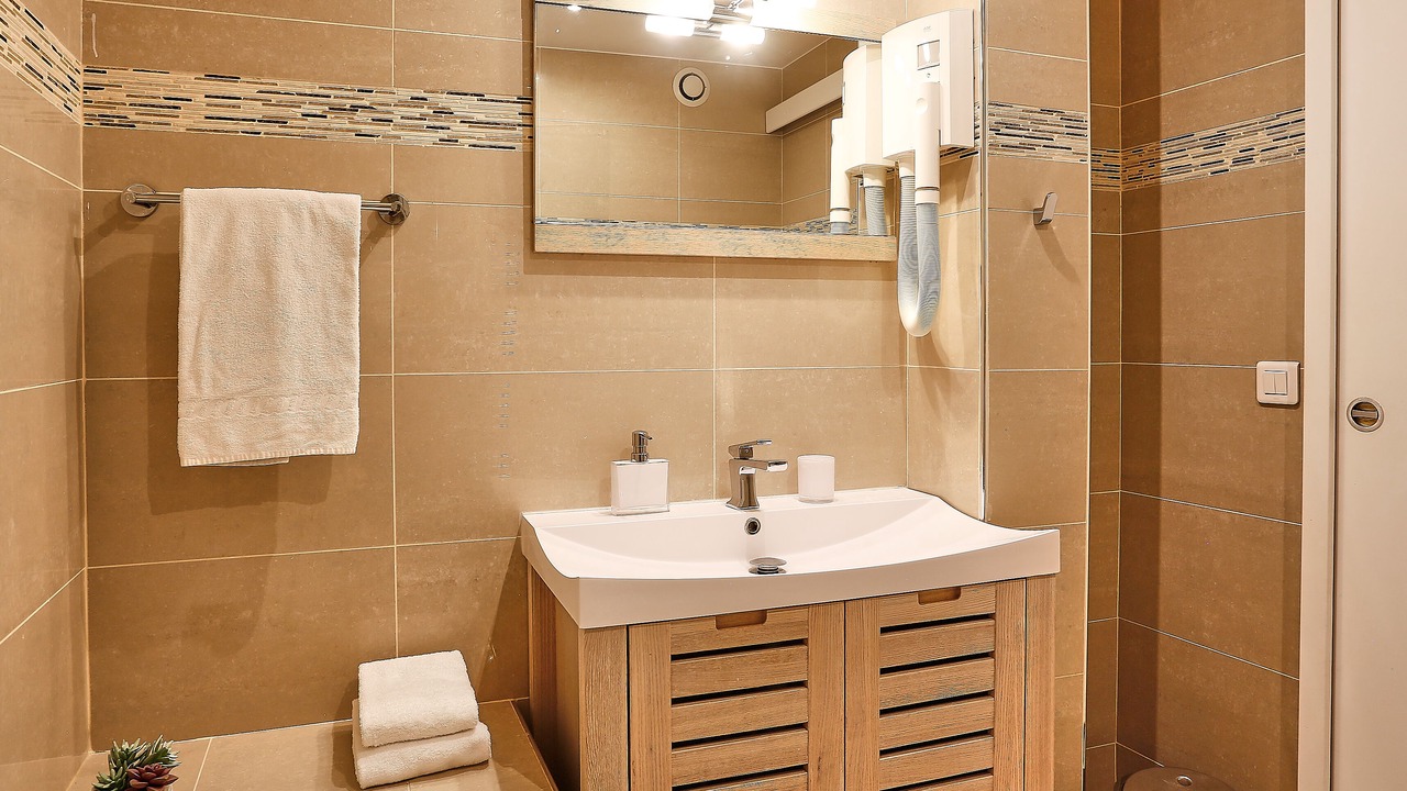 Photo of Bathroom in Les Halles