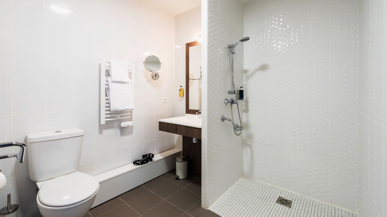 Photo of Bathroom in Talence