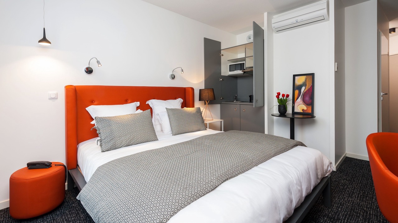 Photo of Bedroom in Talence