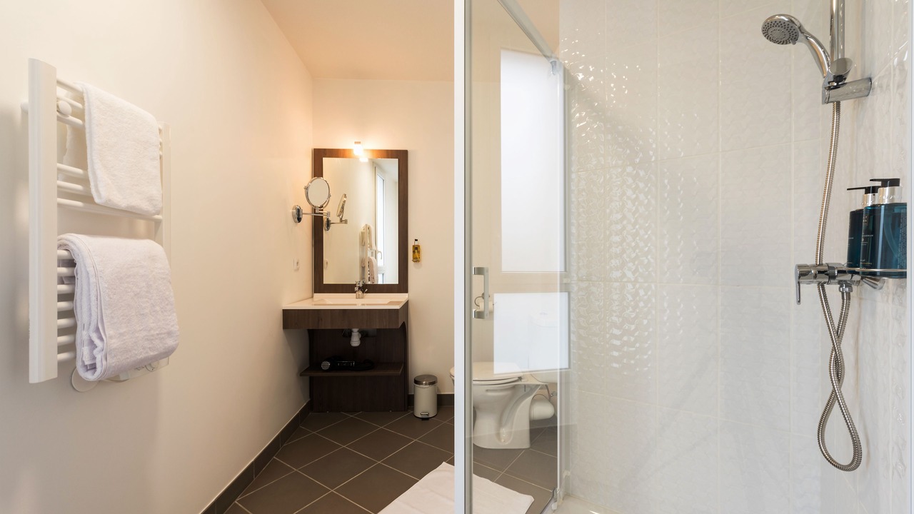 Photo of Bathroom in Talence