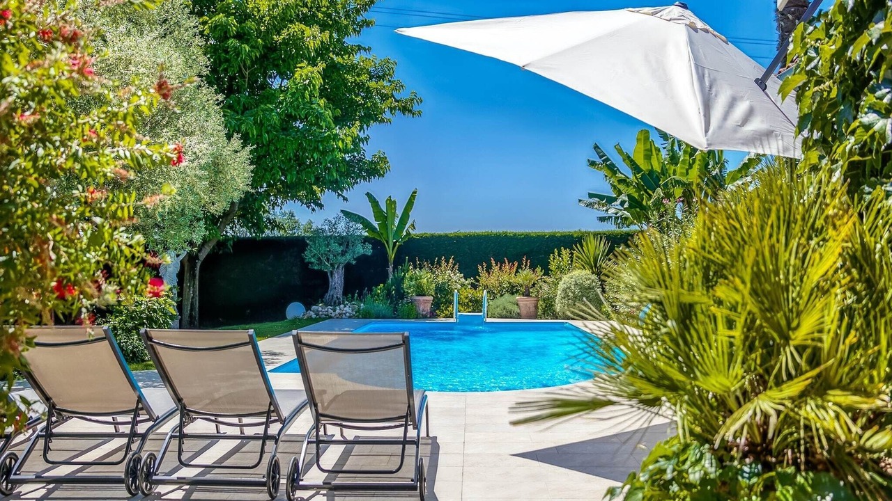 Photo of Outdoor in Barry-d'Islemade
