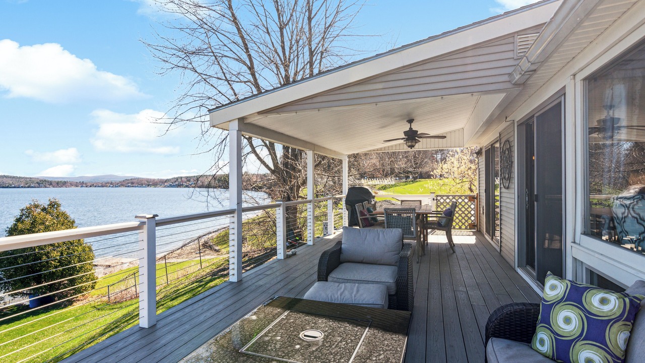 Photo of Patio Balcony in Malletts Bay
