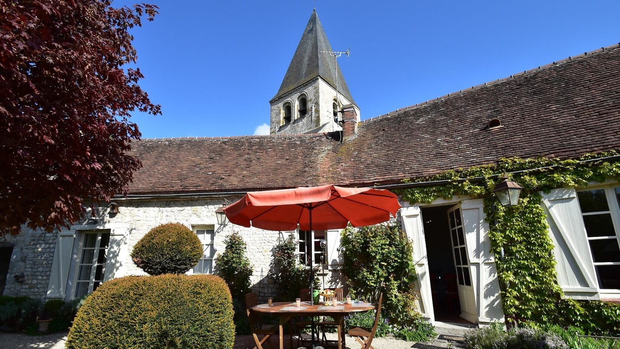 Photo of Outdoor in Yevre-le-Chatel