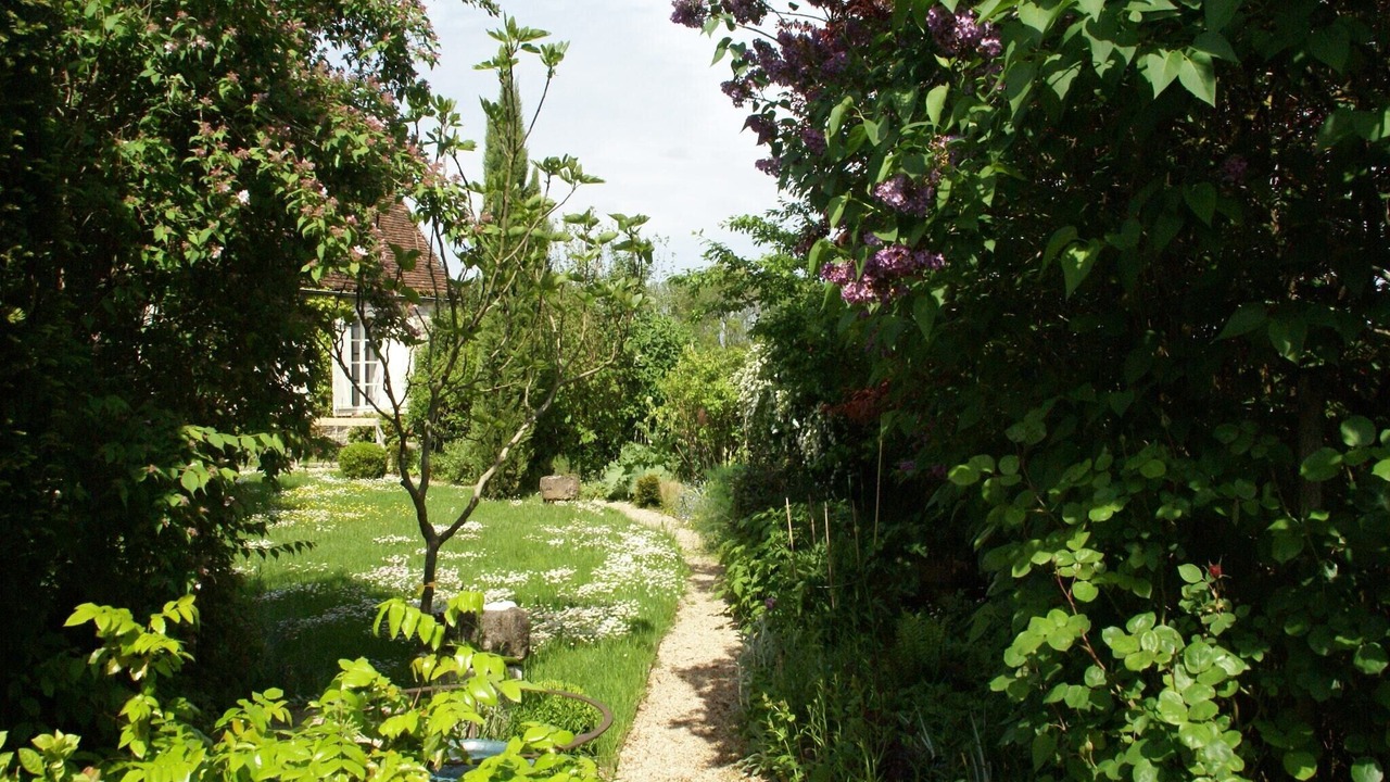 Photo of Outdoor in Yevre-le-Chatel