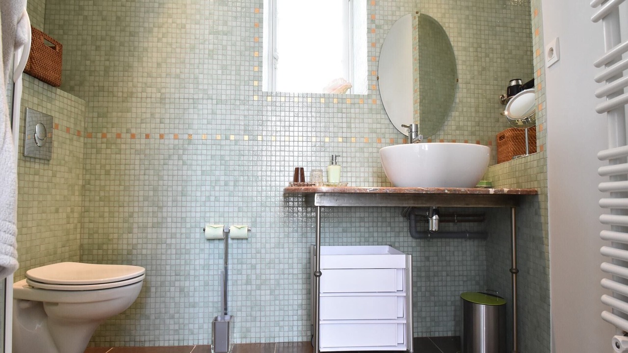 Photo of Bathroom in Yevre-le-Chatel