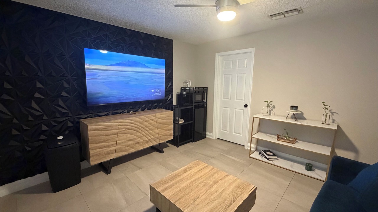 Photo of Livingroom in Williamsburg