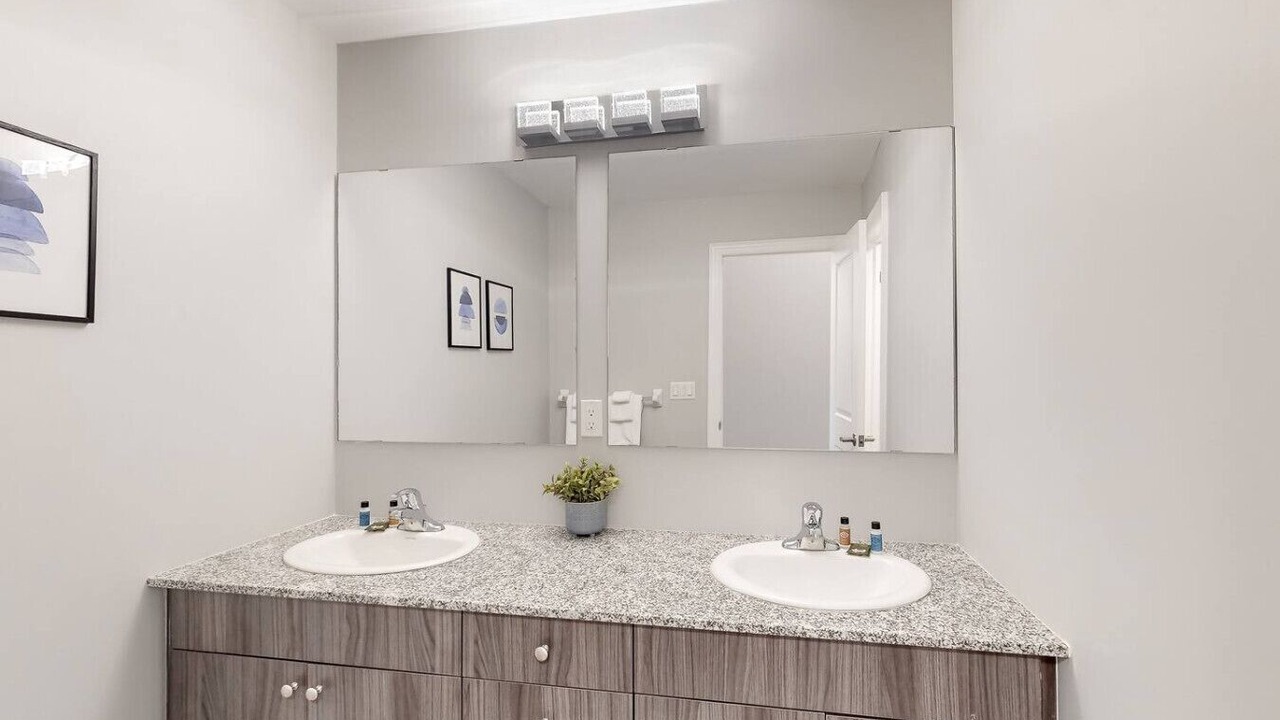Photo of Bathroom in The Blue Mountains