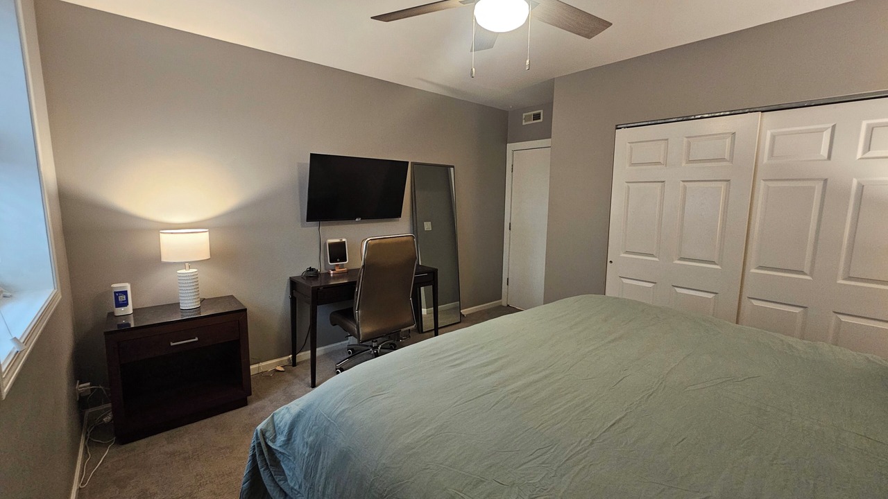 Photo of Bedroom in Wrigleyville