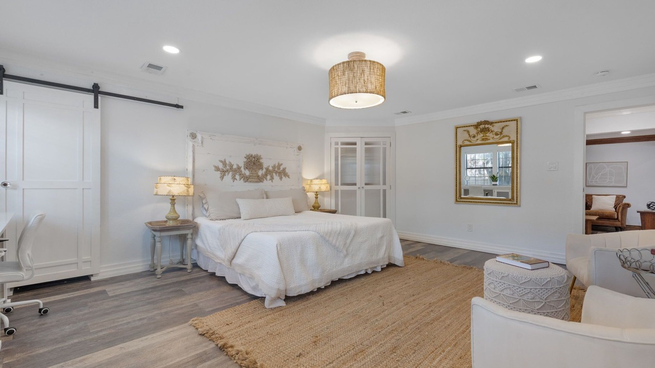 Photo of Bedroom in Pedernales Bend