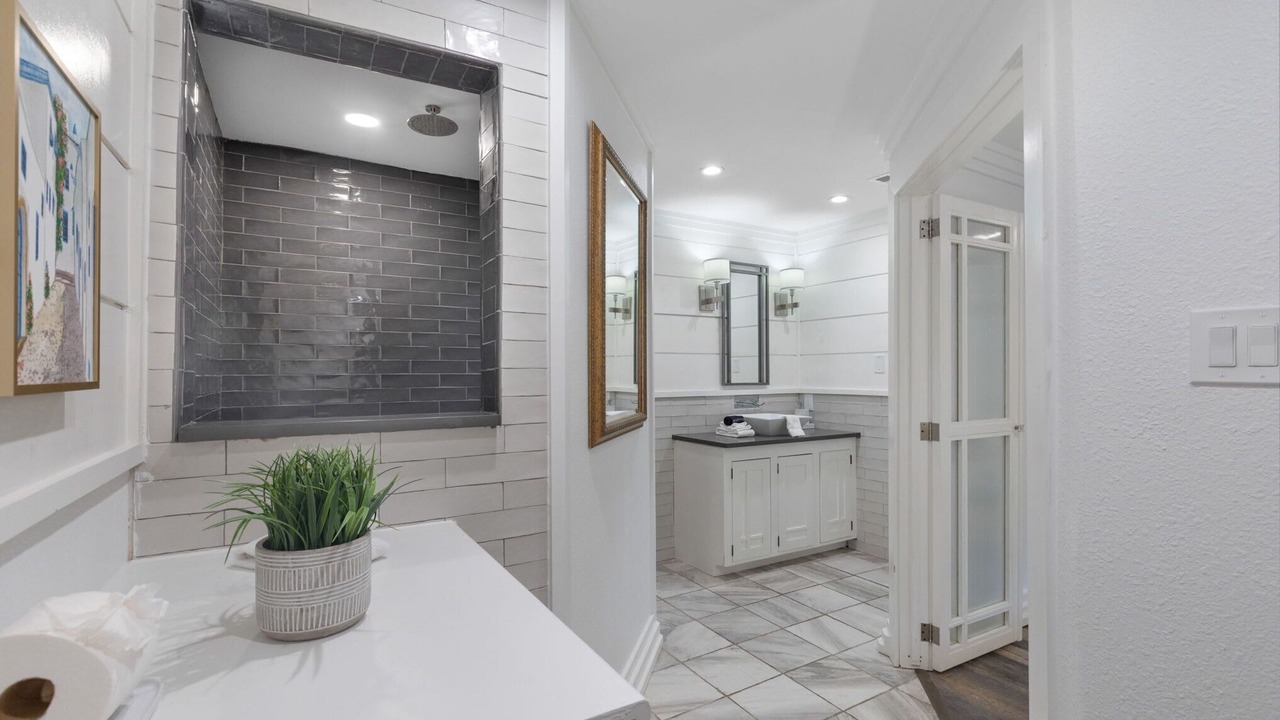 Photo of Bathroom in Pedernales Bend
