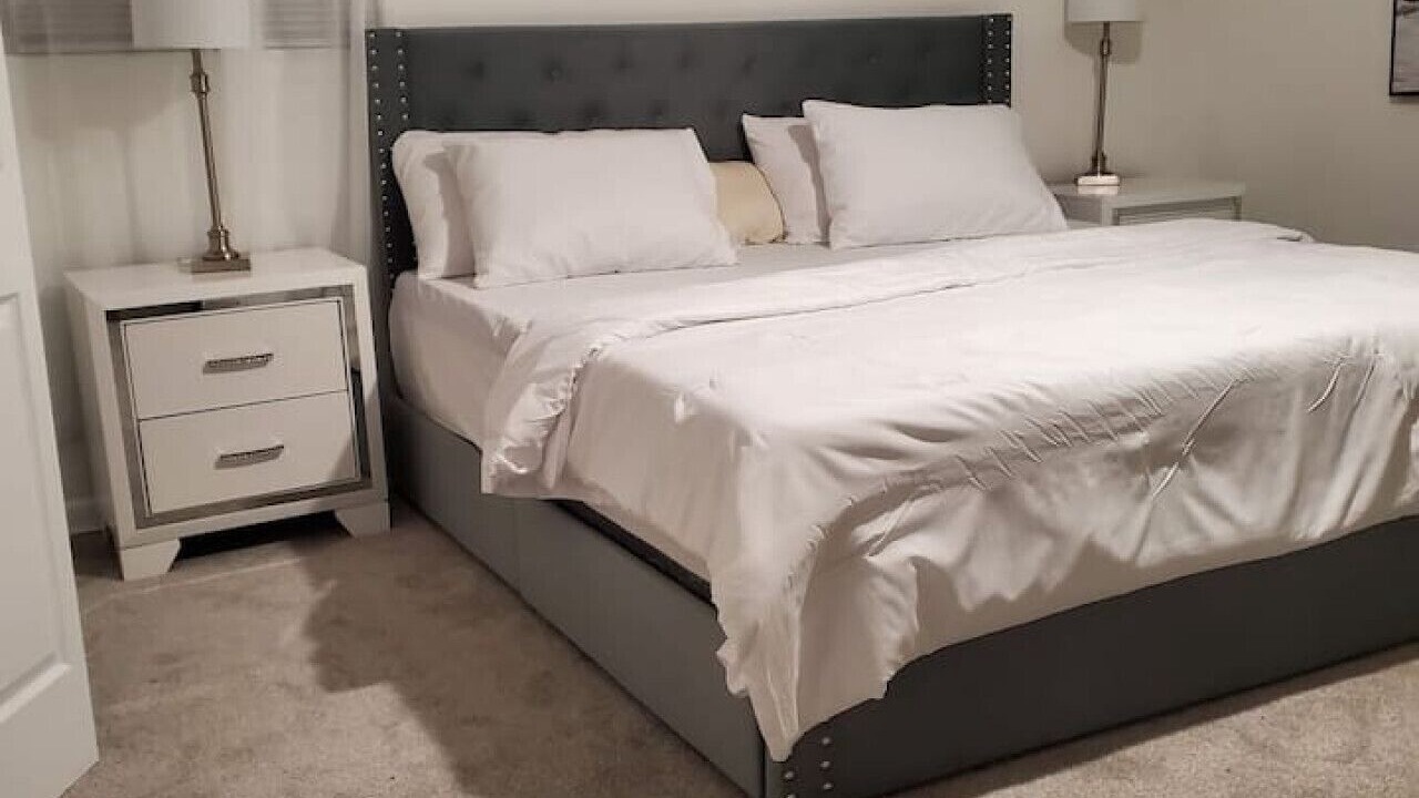 Photo of Bedroom in Hillandale