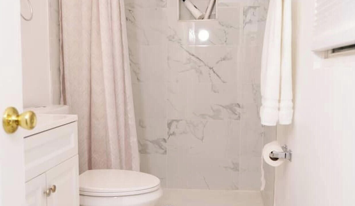 Photo of Bathroom in Hillandale