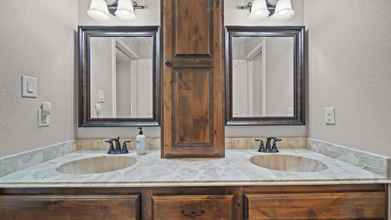 Photo of Bathroom in Lindale