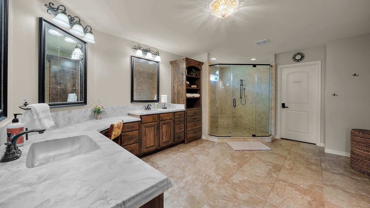 Photo of Bathroom in Lindale