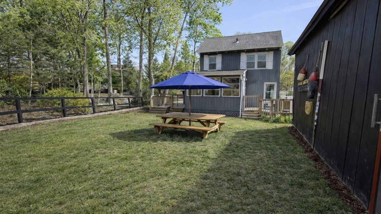 Photo of Outdoor in Clinton