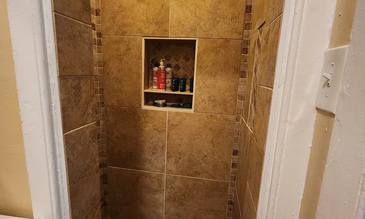 Photo of Bathroom in Newark