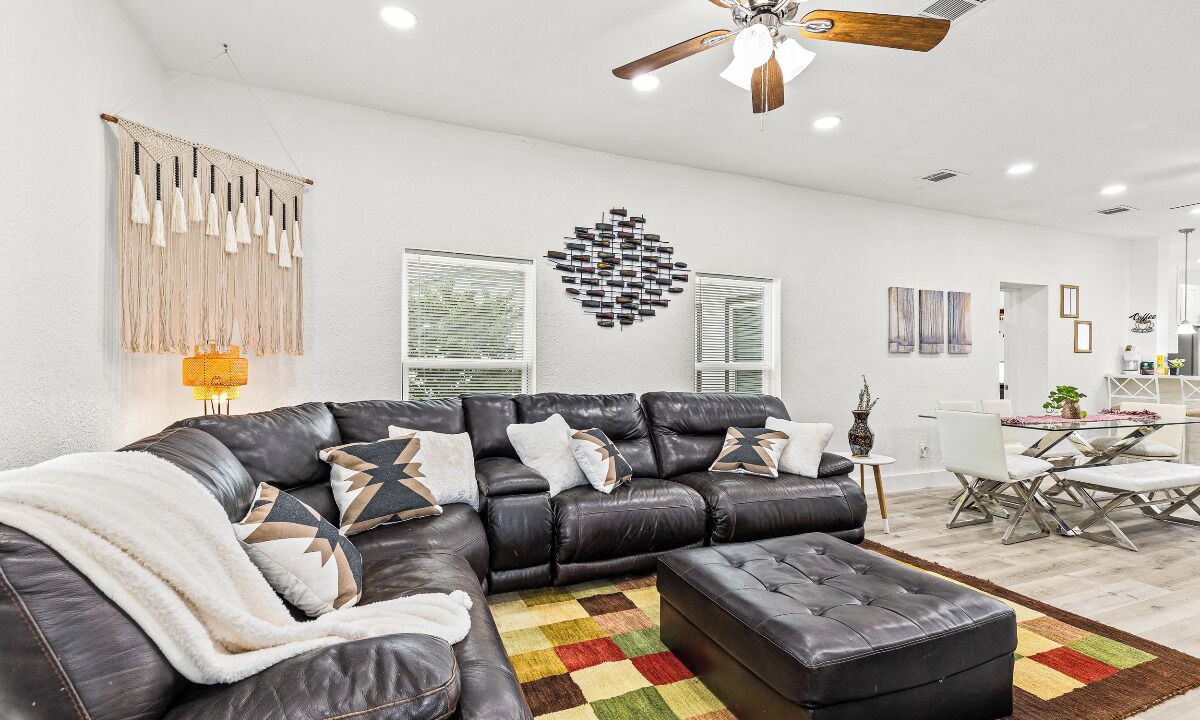 Photo of Livingroom in Northwest Los Angeles Heights
