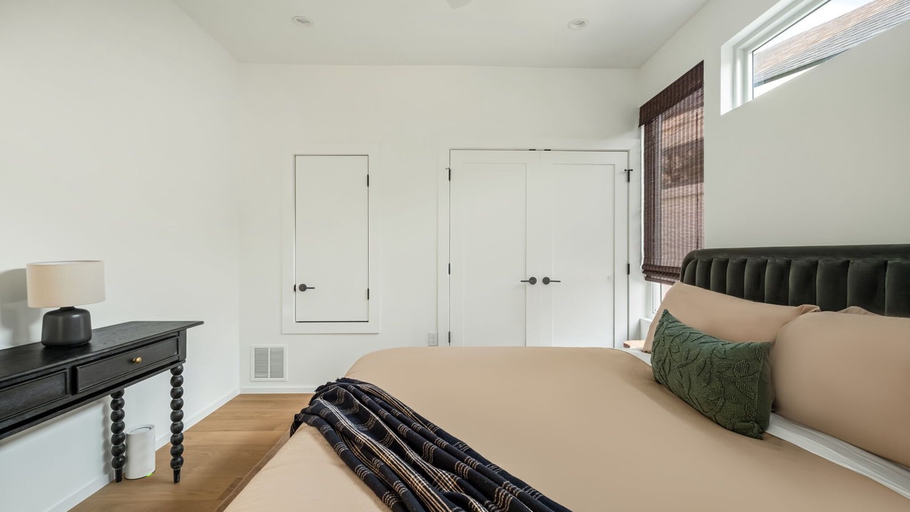 Photo of Bedroom in South Manchaca