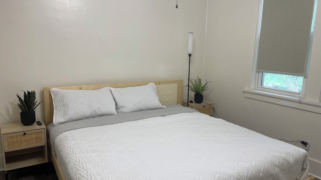 Photo of Bedroom in Point Breeze