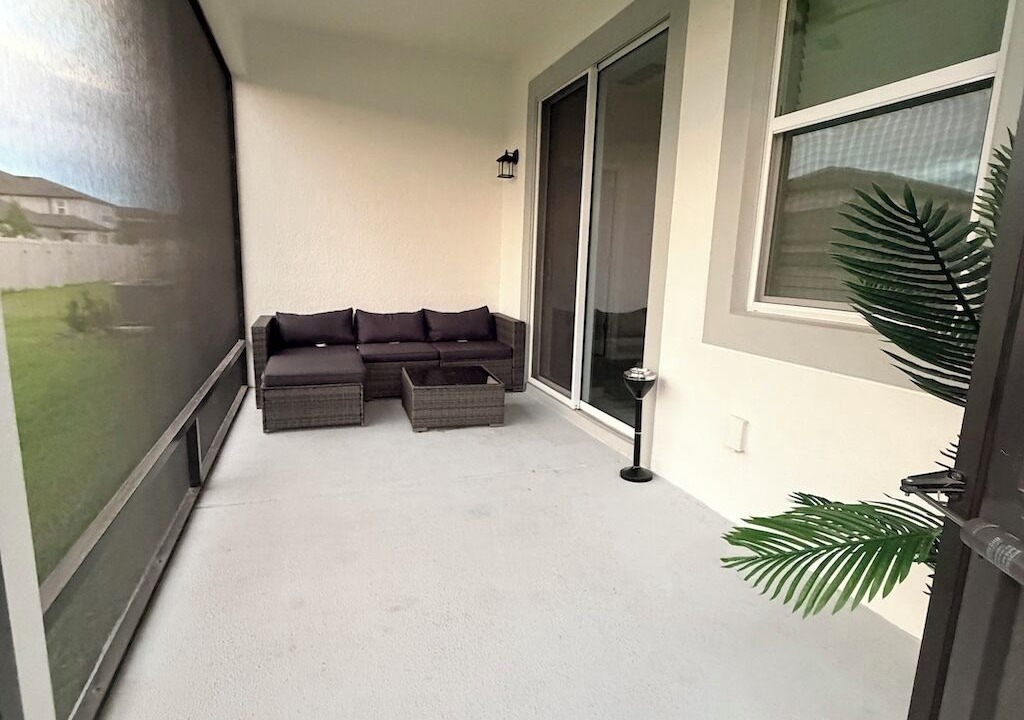 Photo of Patio Balcony in Zephyrhills