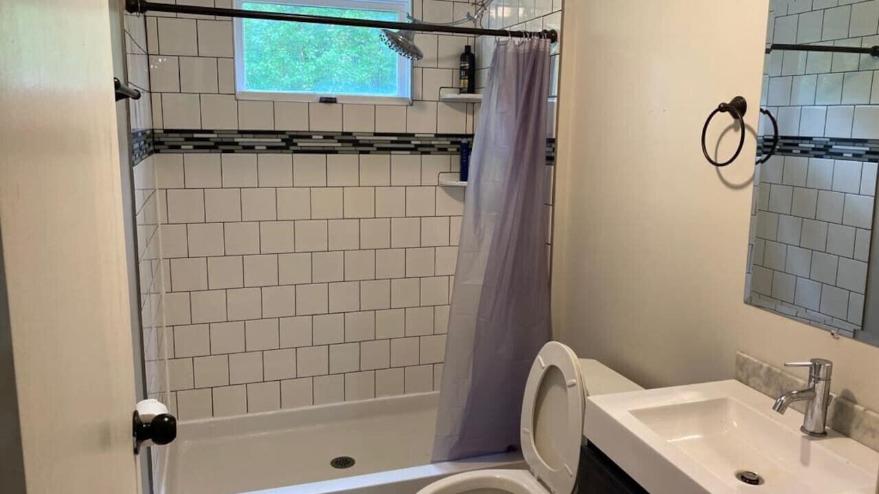 Photo of Bathroom in Nipissing
