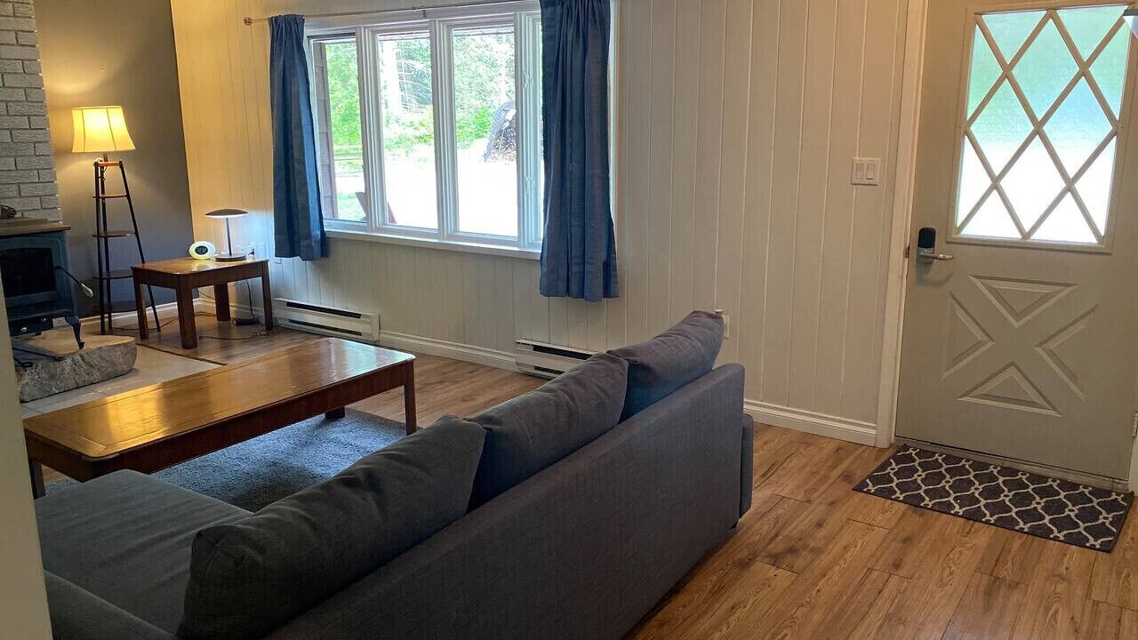 Photo of Livingroom in Nipissing