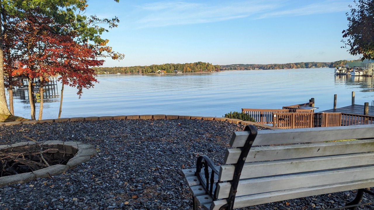 Photo of Outdoor in Huddleston
