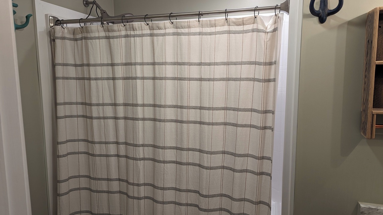 Photo of Bathroom in Huddleston