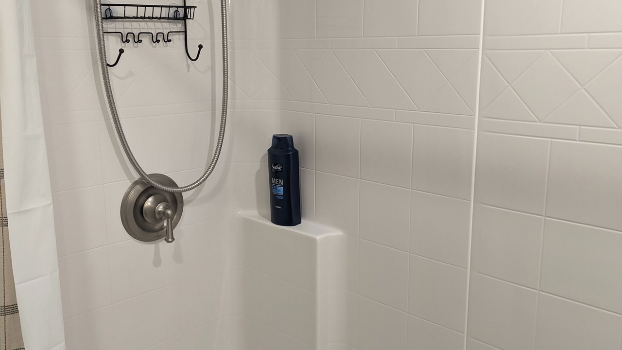Photo of Bathroom in Huddleston