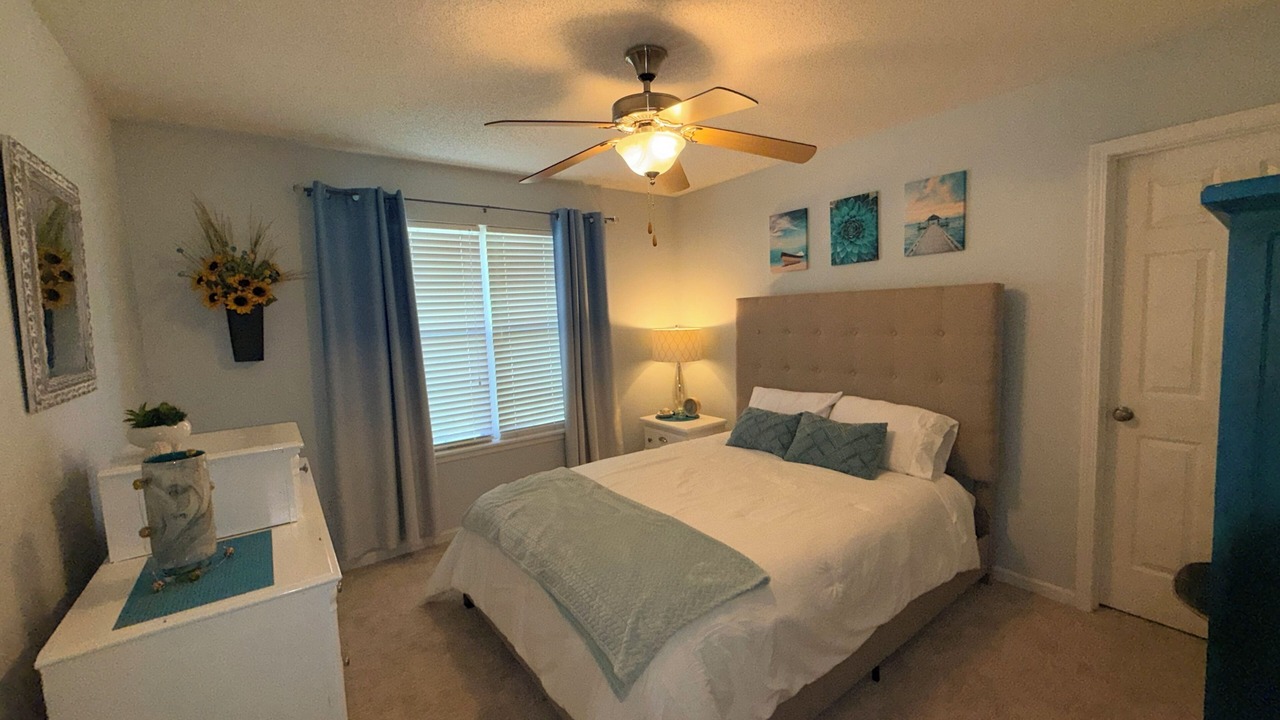 Photo of Bedroom in Riverside