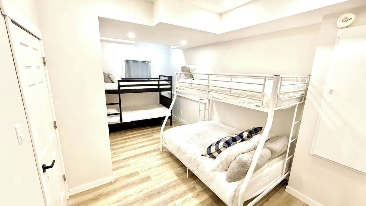 Photo of Bedroom in Perry