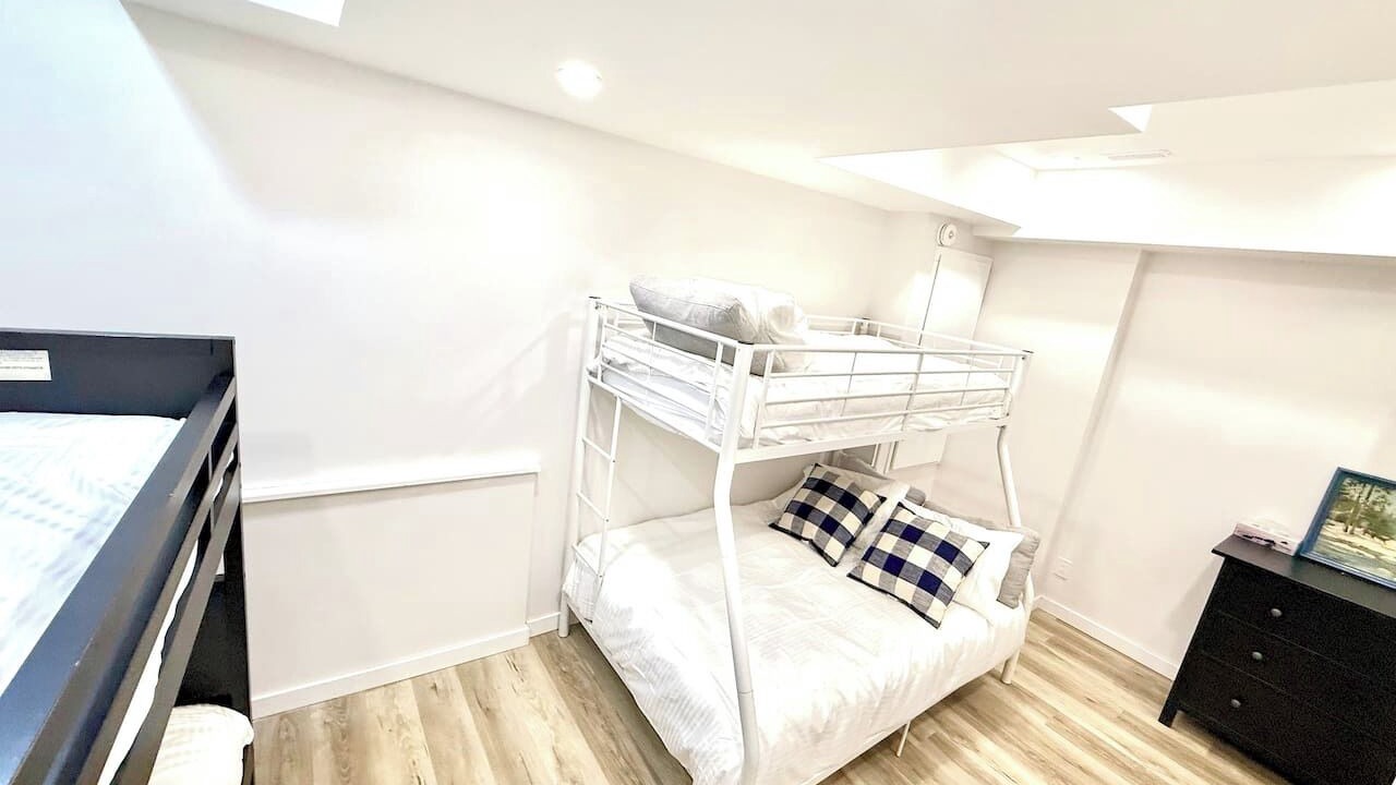 Photo of Bedroom in Perry
