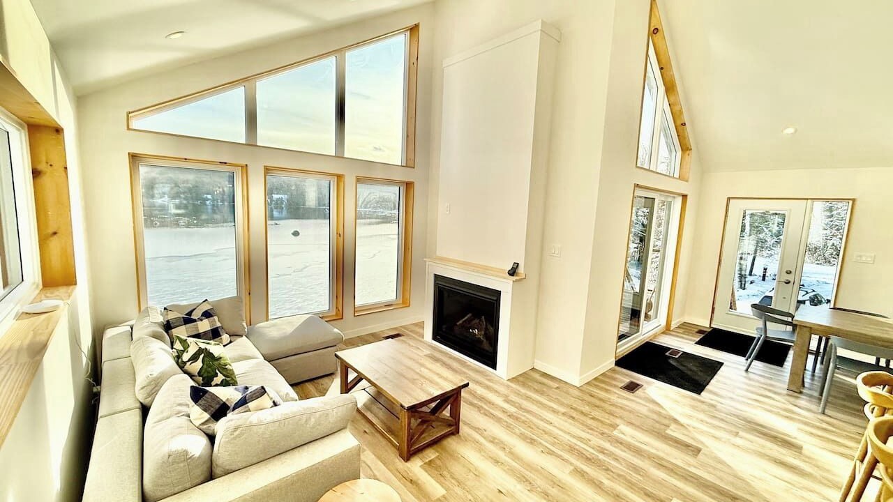 Photo of Livingroom in Perry