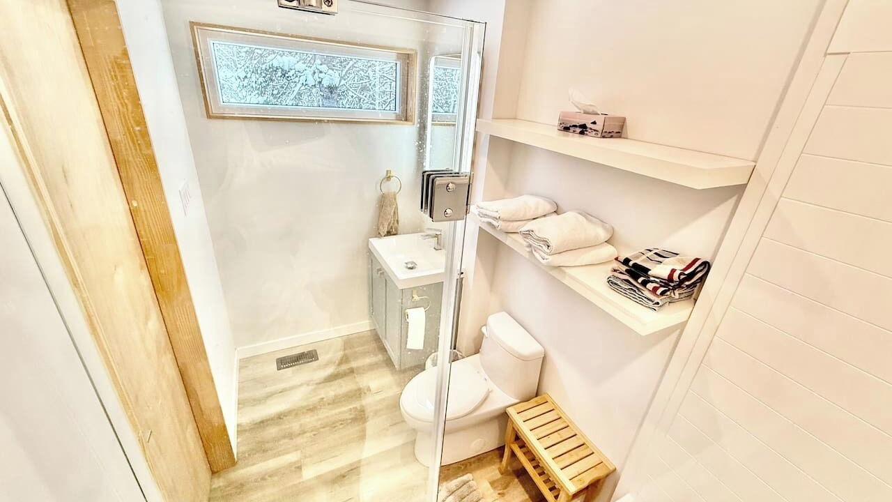 Photo of Bathroom in Perry