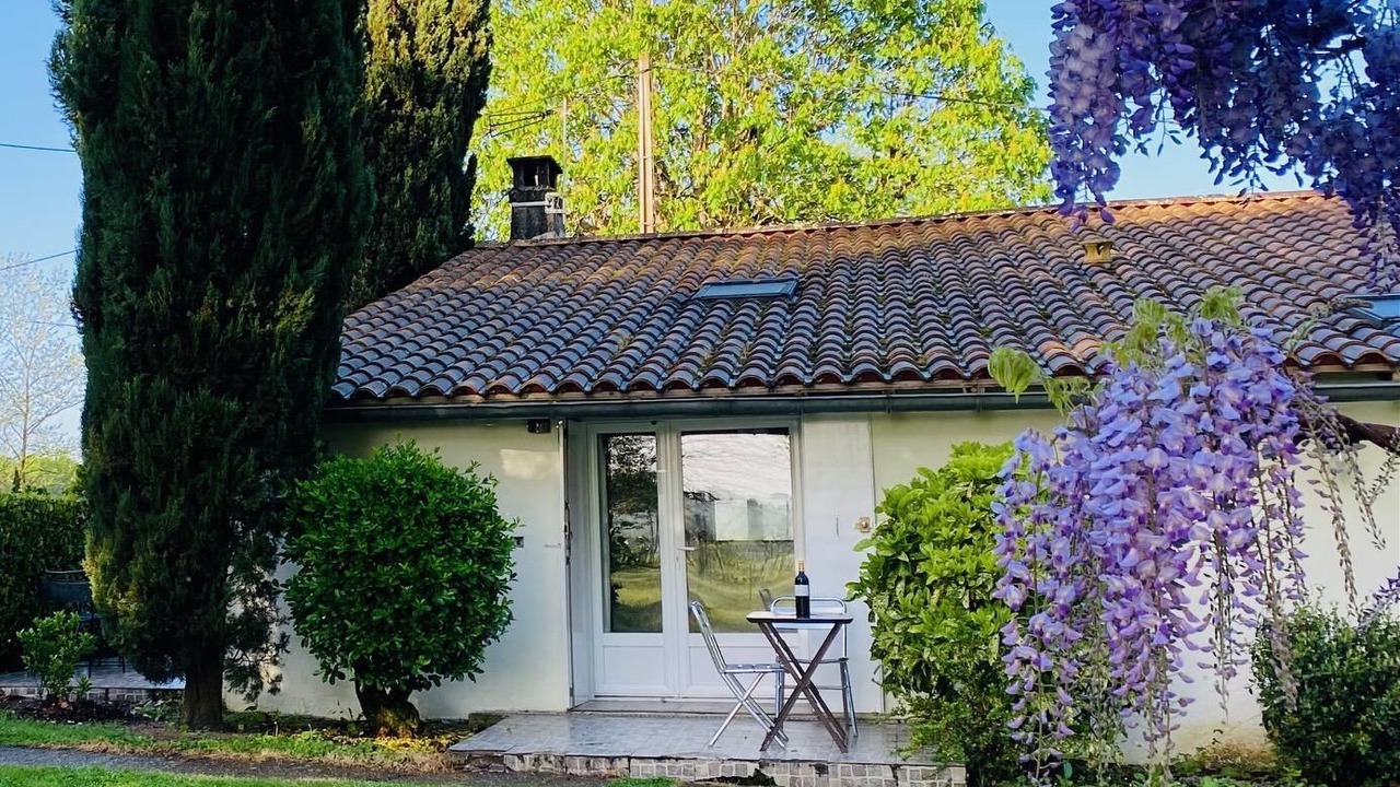 Photo of Patio Balcony in Sainte-Eulalie