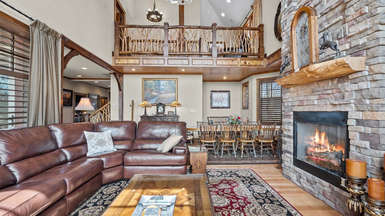 Photo of Livingroom in Foscoe