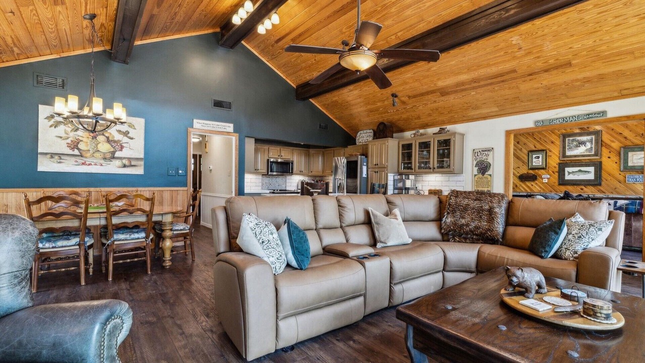 Photo of Livingroom in Star Harbor