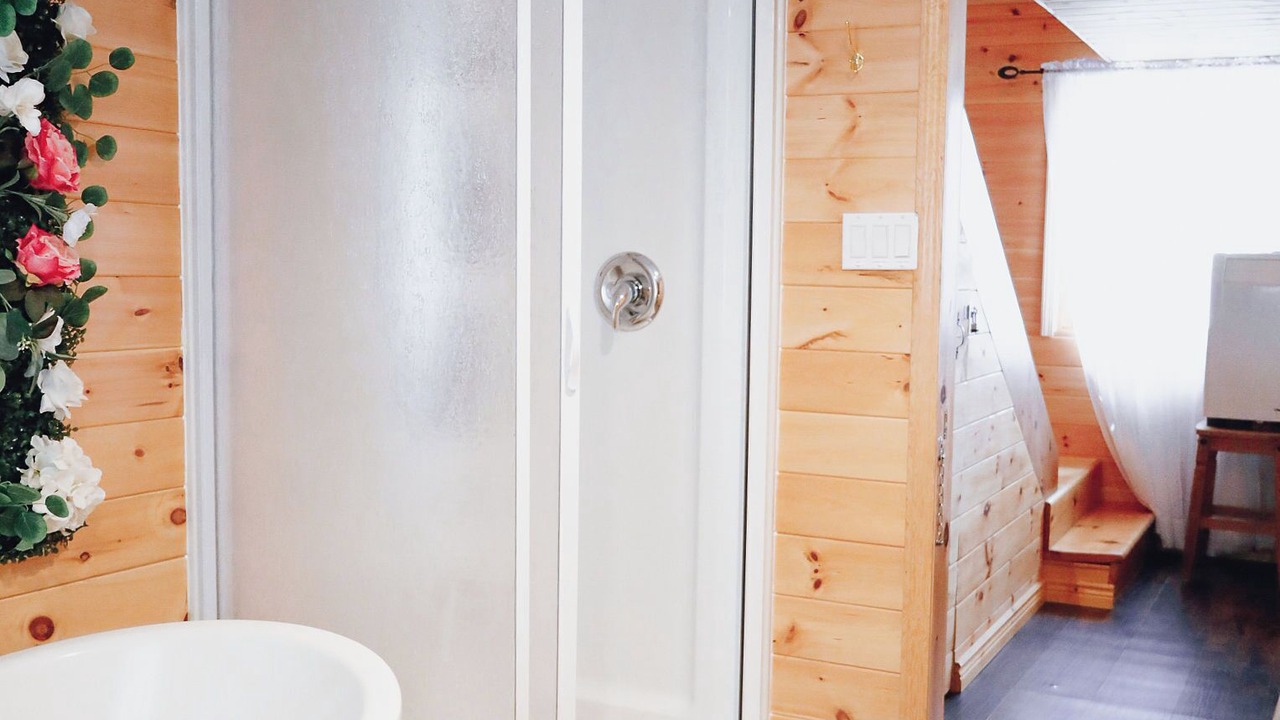 Photo of Bathroom in Frontenac