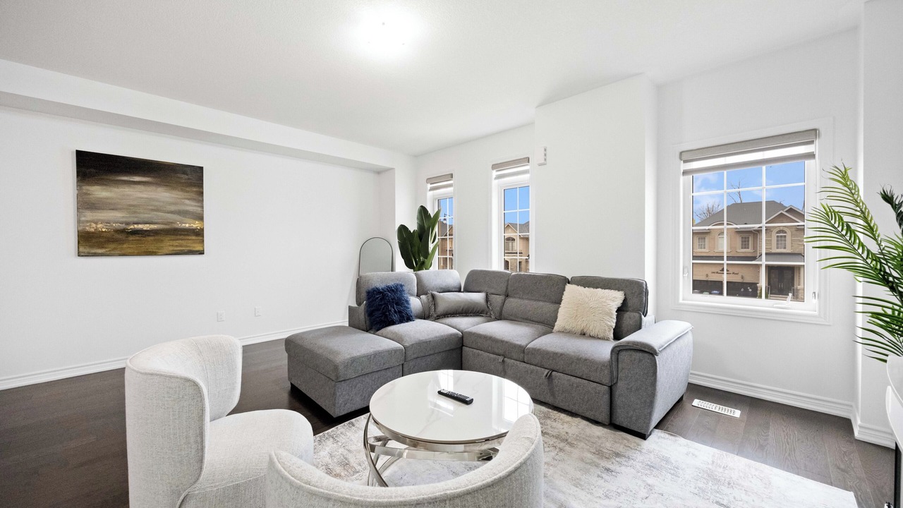 Photo of Livingroom in Mount Pleasant