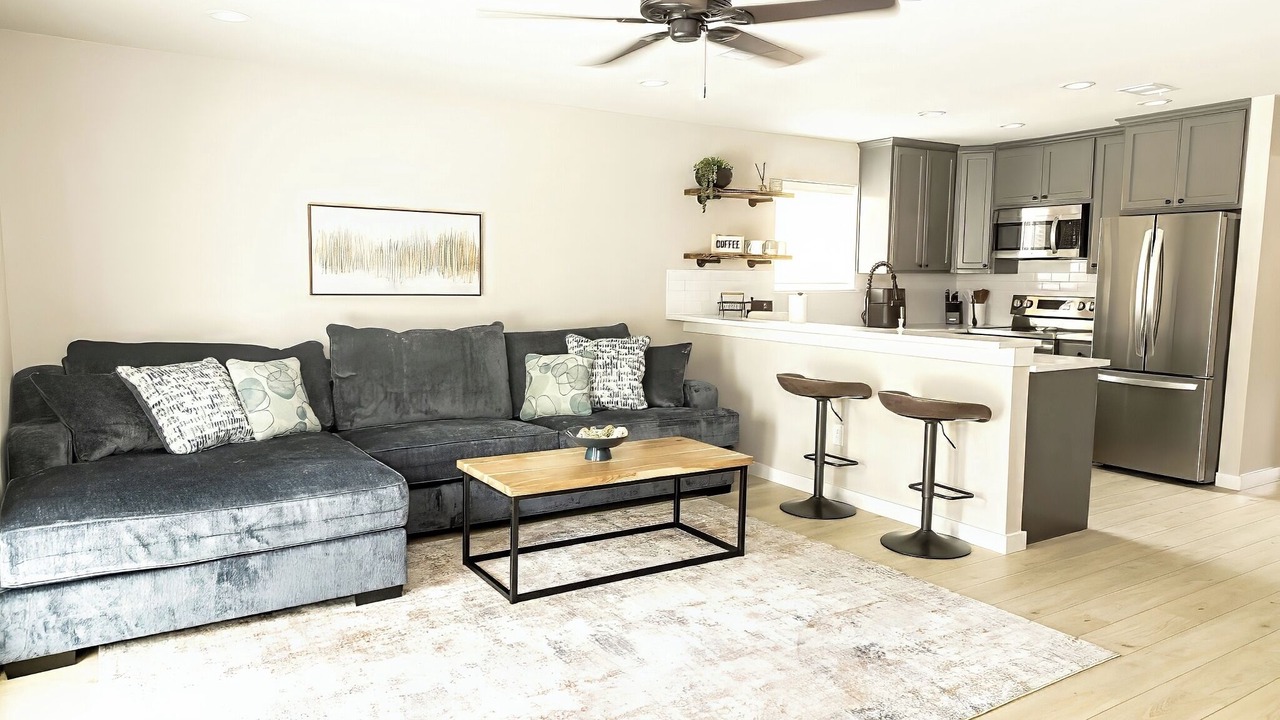 Photo of Livingroom in Burleson
