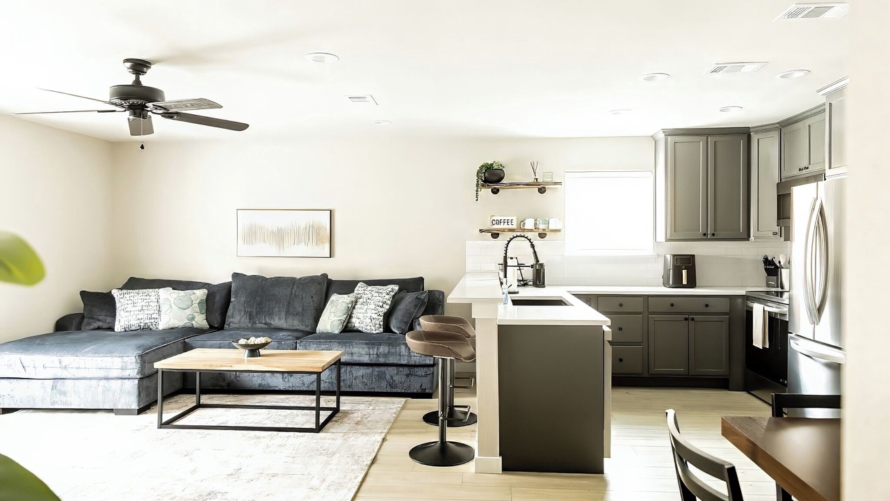 Photo of Livingroom in Burleson
